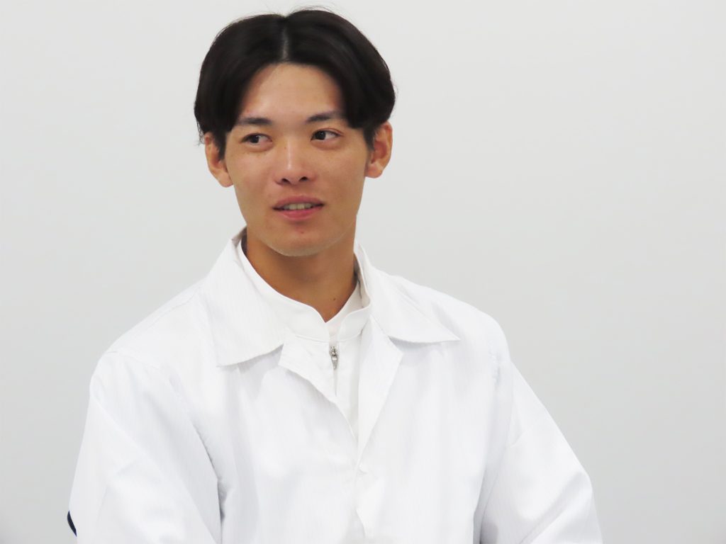 渡部海夢外野手