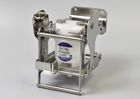 Ez-Change&trade; XDES filter cartridge and replacement unit